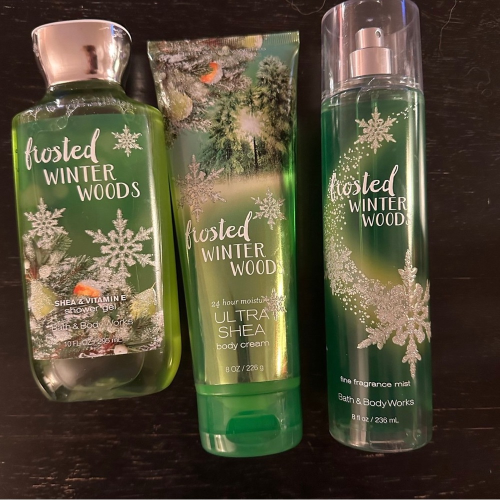 Retired scent Bath & Body Works Frosted Winter Woods 3pc set